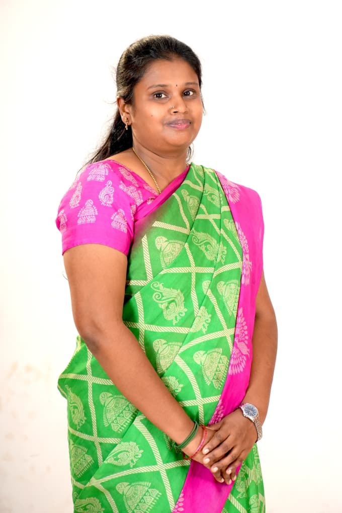 Dr. V. Nivedha
